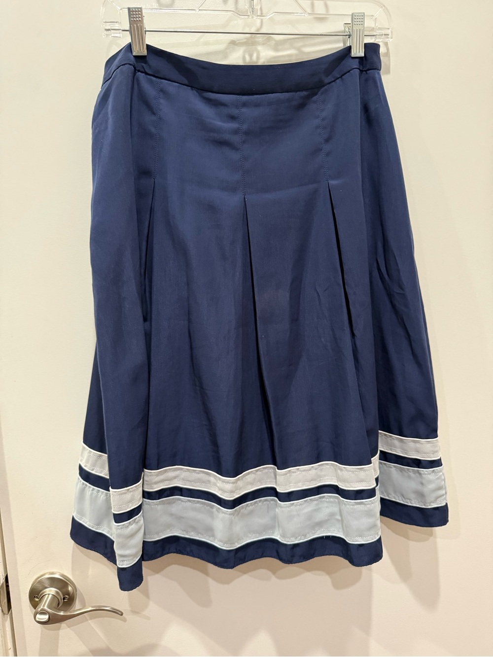 DownEast Women’s (Small) Navy A-Line Skirt with White and Light Blue Hem Stripes